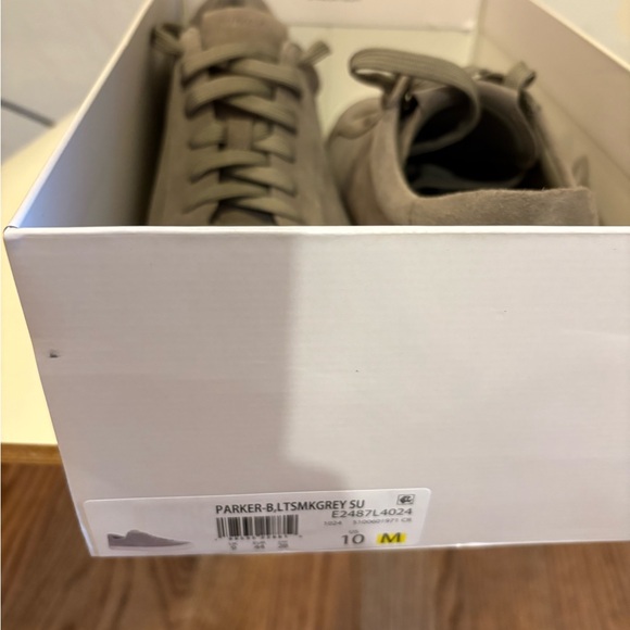 Vince Gray Suede Low Top Sneakers - Picture 2 of 4